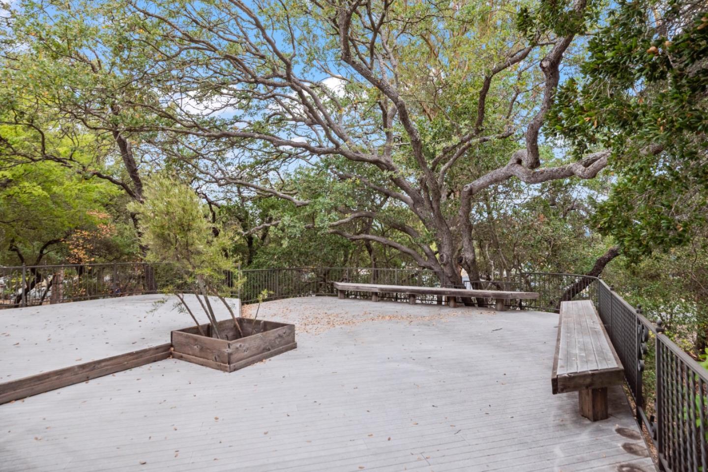 Property photo 48
