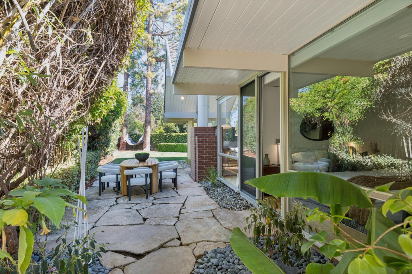 Property photo 37