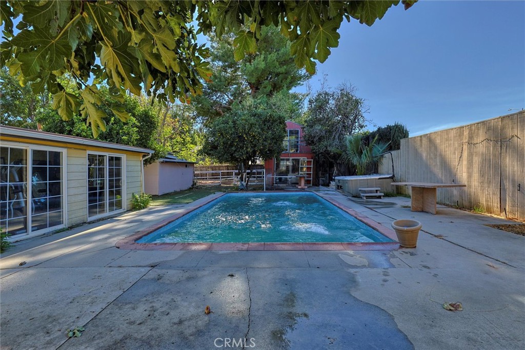 Property photo 35