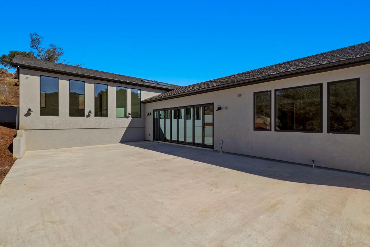 Property photo 47