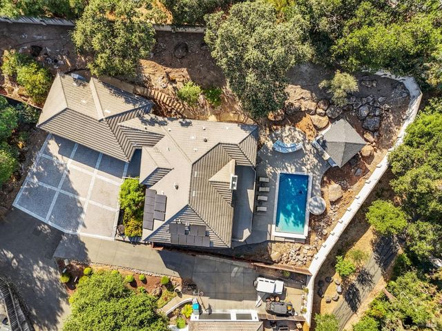 Property photo 42
