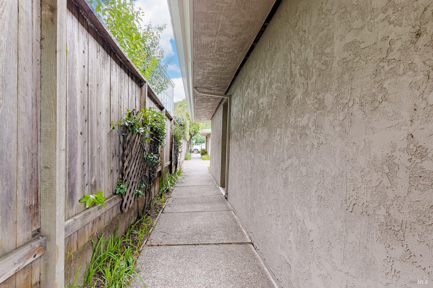 Property photo 50
