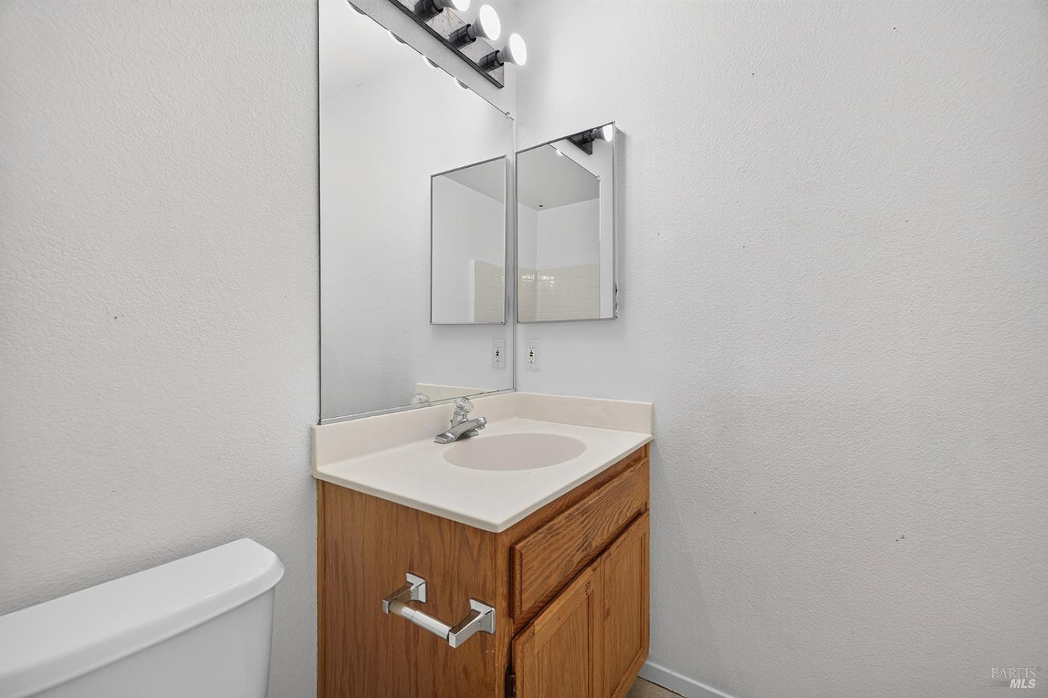 Property photo 46