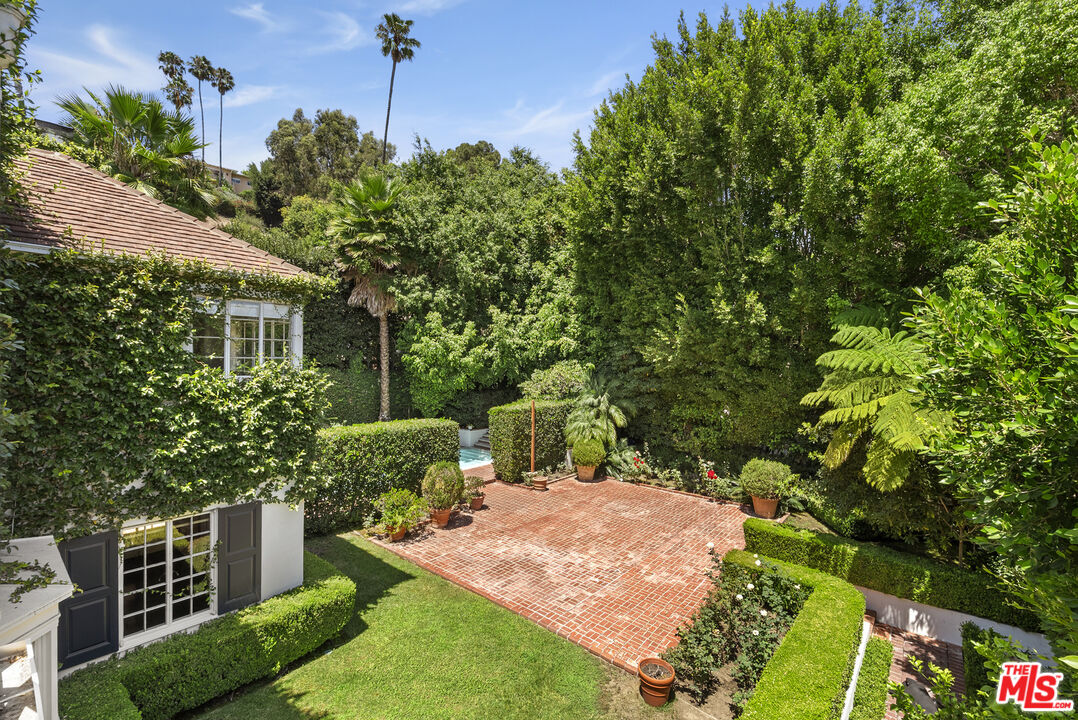 Property photo 24