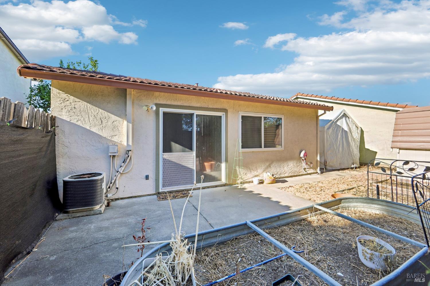 Property photo 32