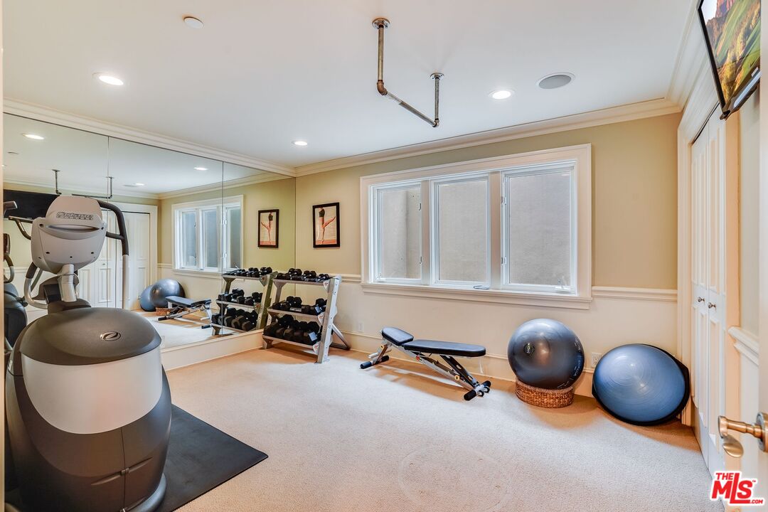 Property photo 43