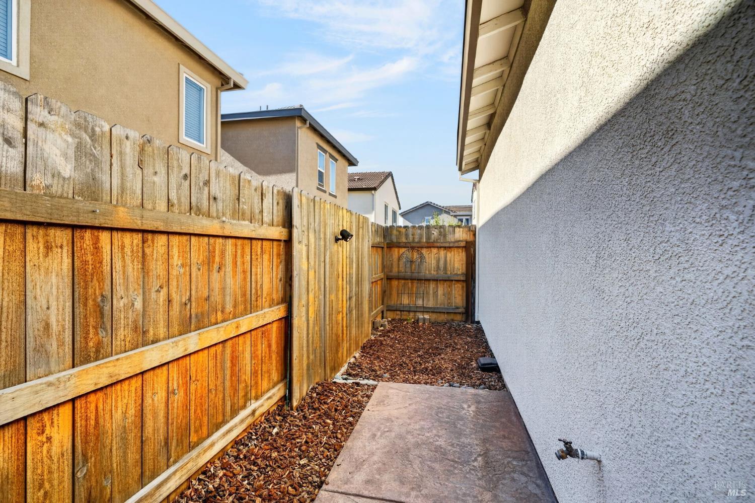 Property photo 46