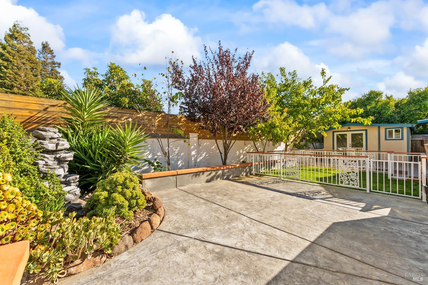 Property photo 33