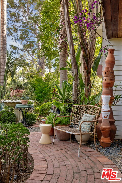 Property photo 46