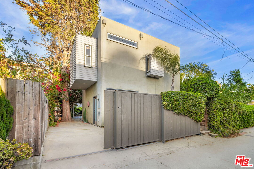 Property photo 50
