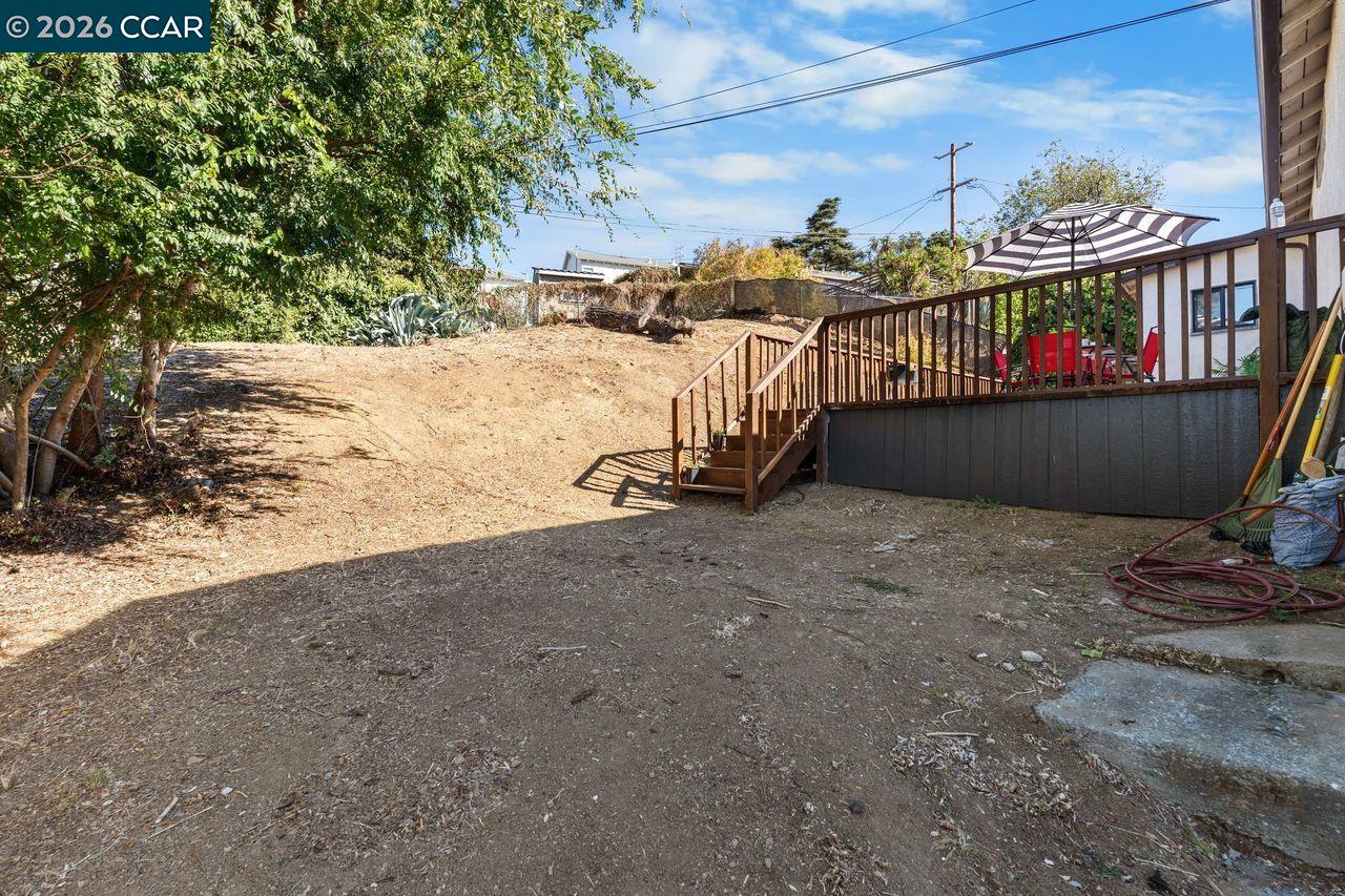 Property photo 32