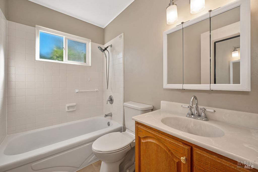Property photo 28