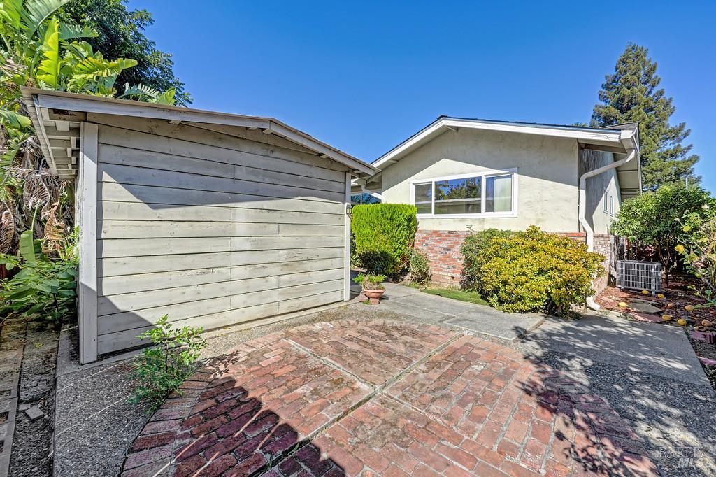 Property photo 36