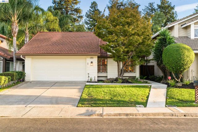 Property photo 32