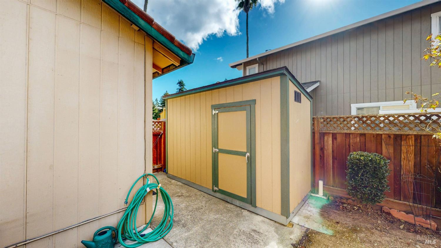 Property photo 37