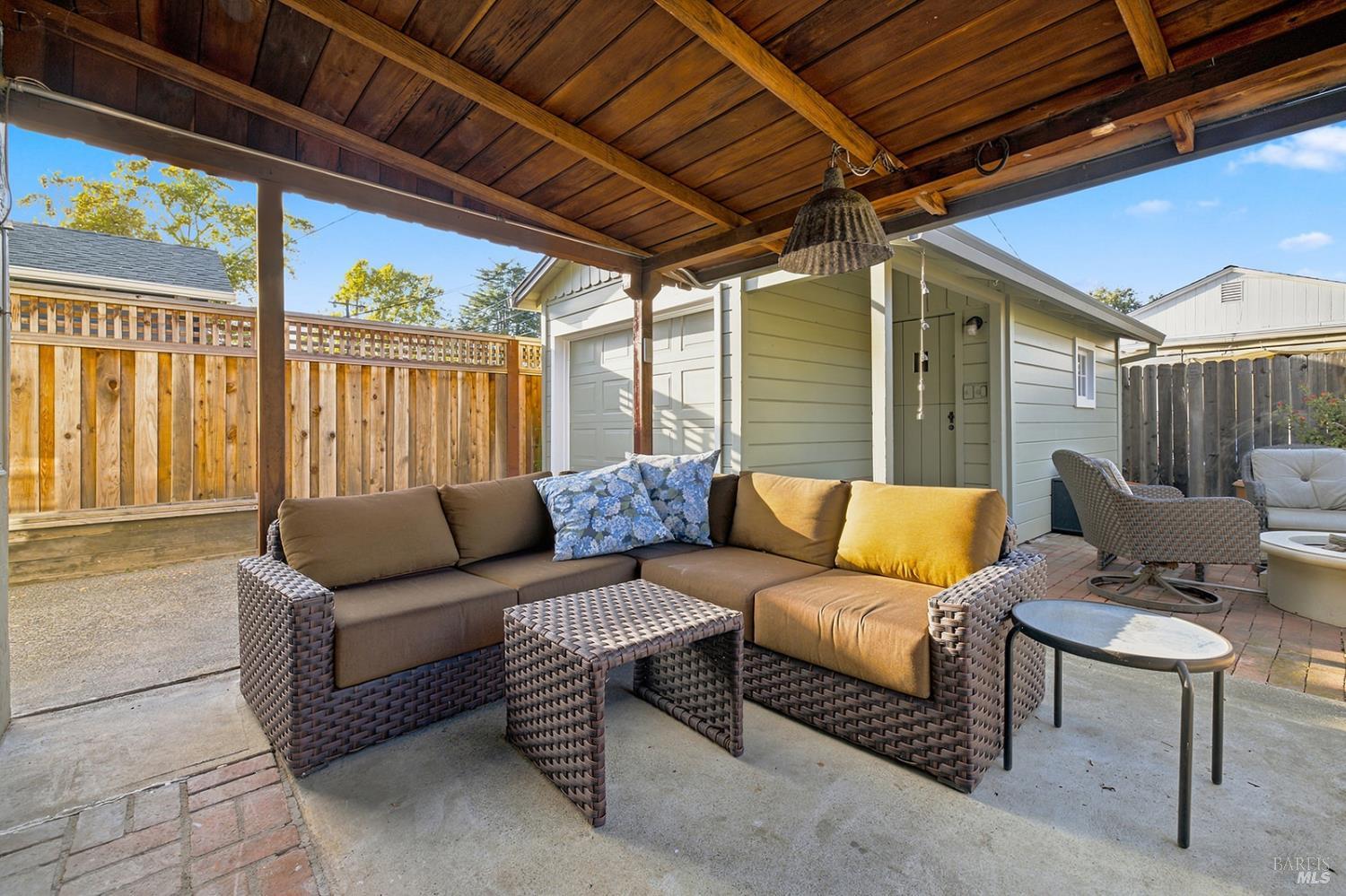 Property photo 43