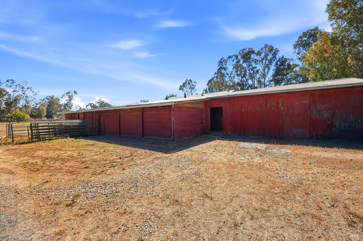Property photo 42