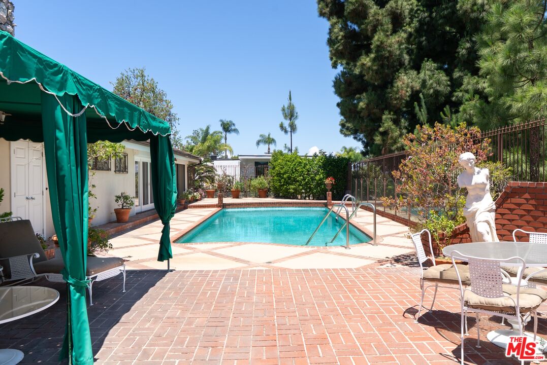 Property photo 36