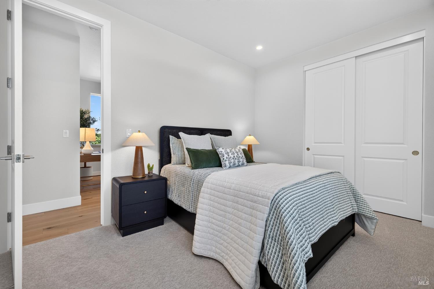 Property photo 50