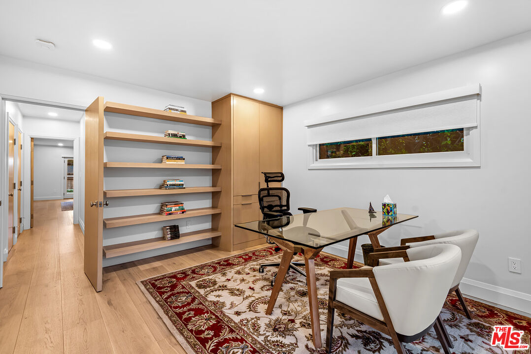 Property photo 31