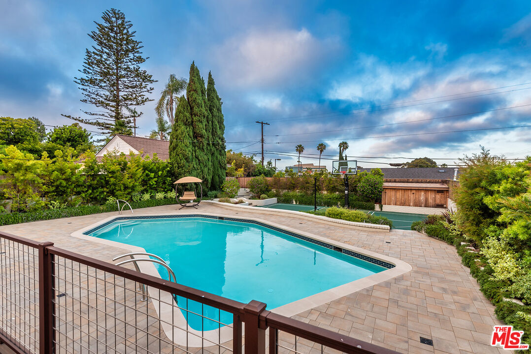 Property photo 45