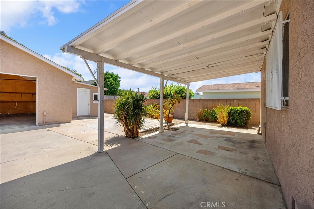 Property photo 38