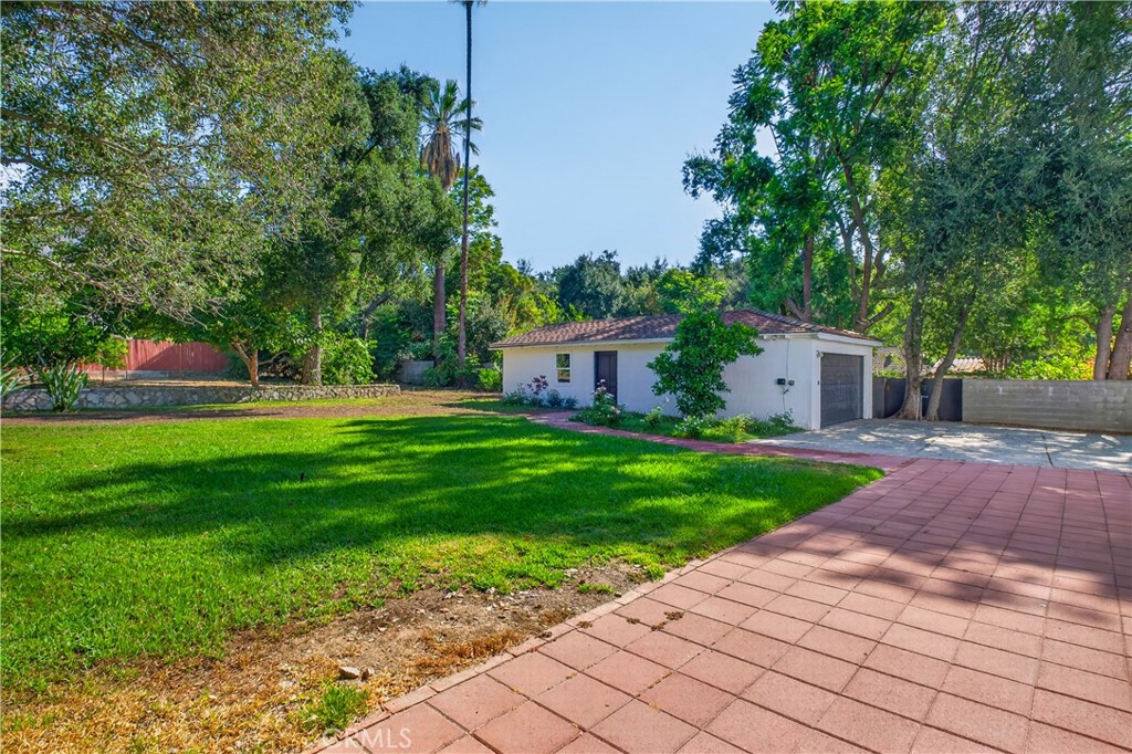 Property photo 44
