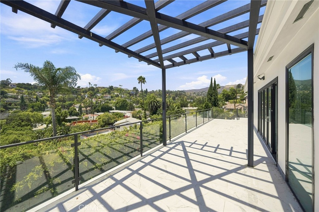 Property photo 44