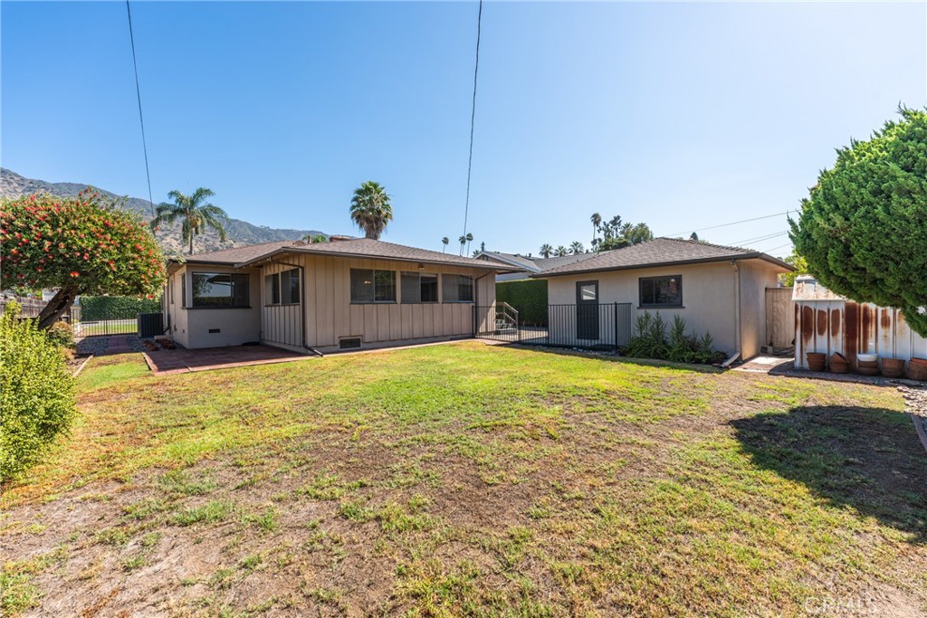 Property photo 37