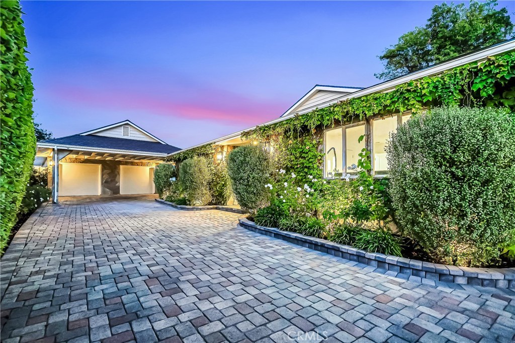 Property photo 50