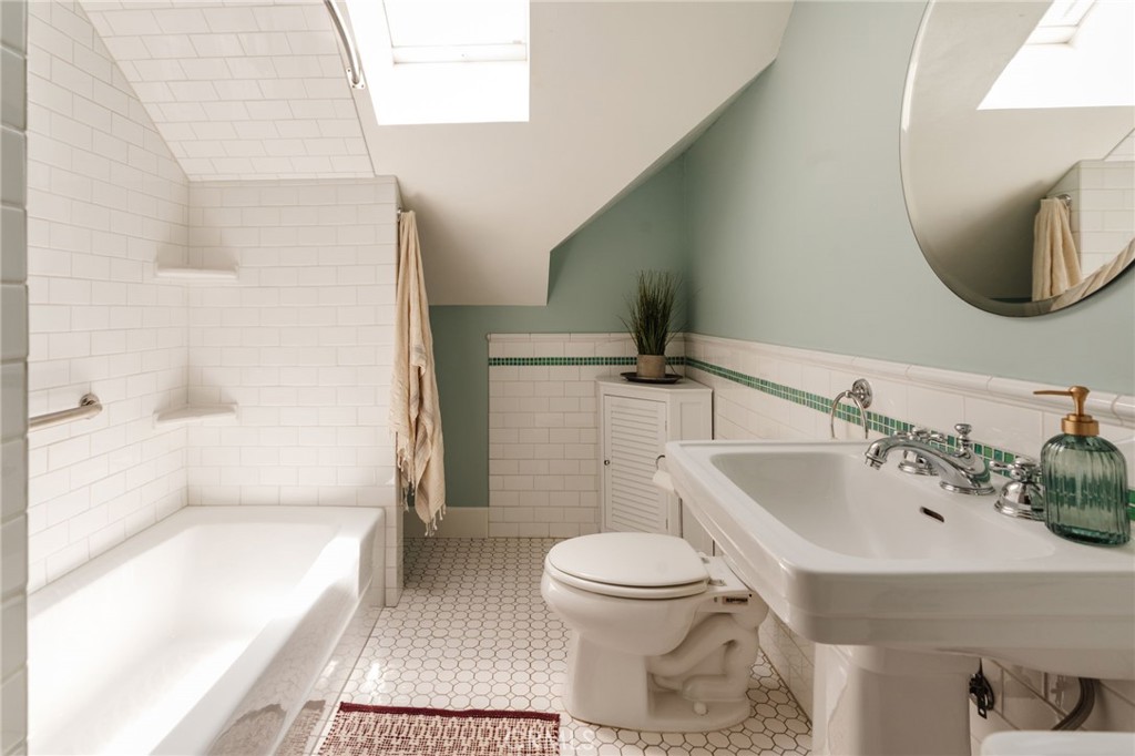 Property photo 34