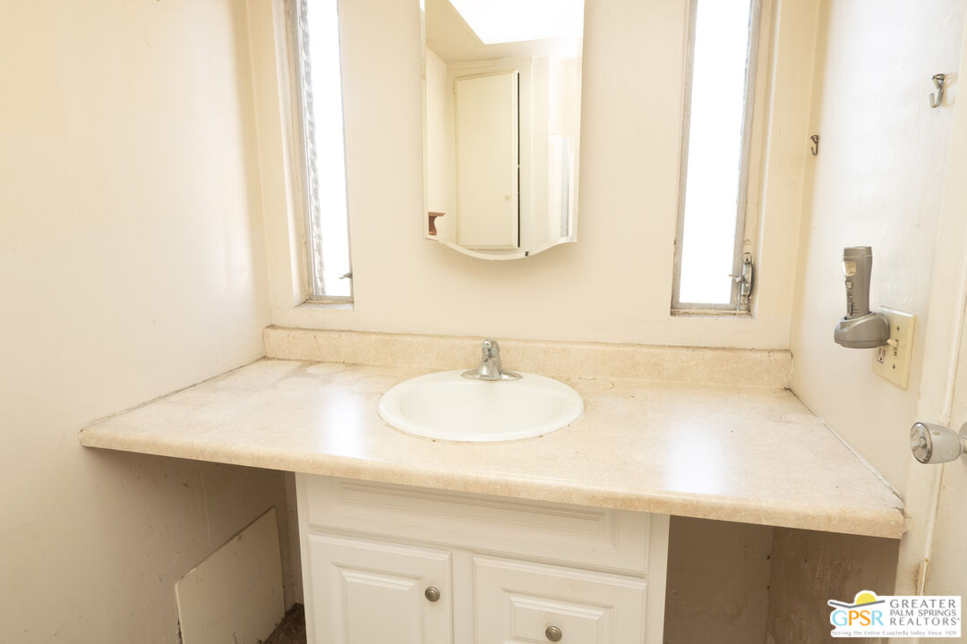 Property photo 32