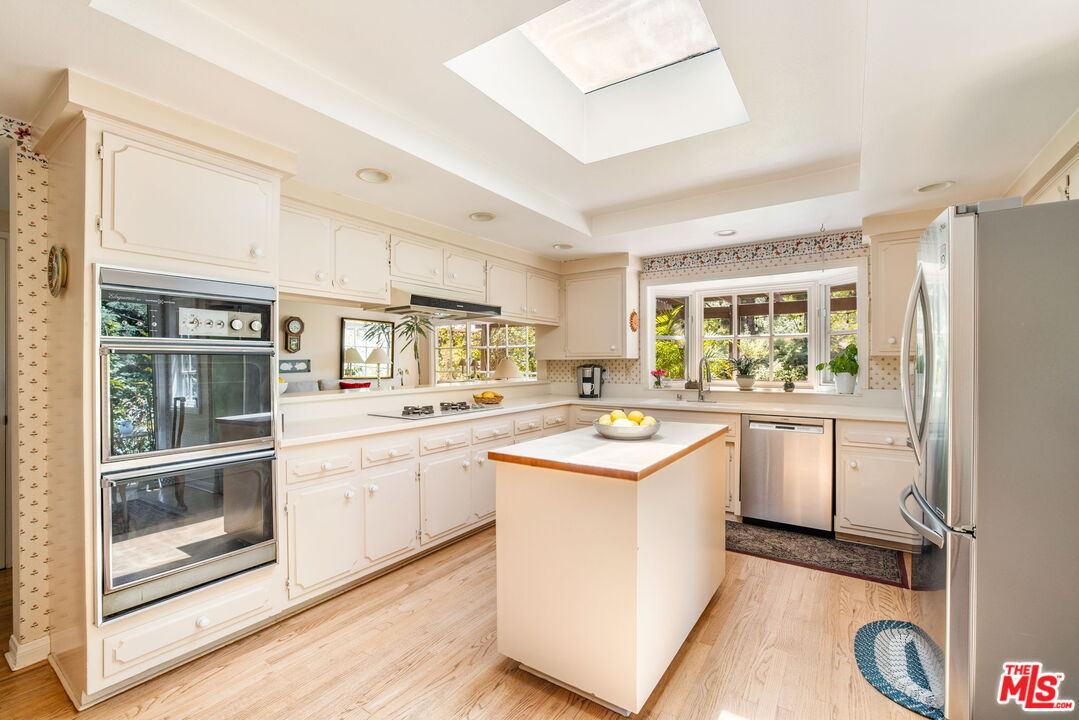 Property photo 24