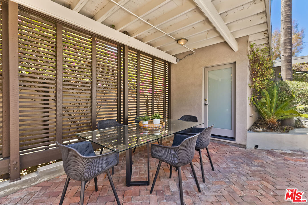 Property photo 32