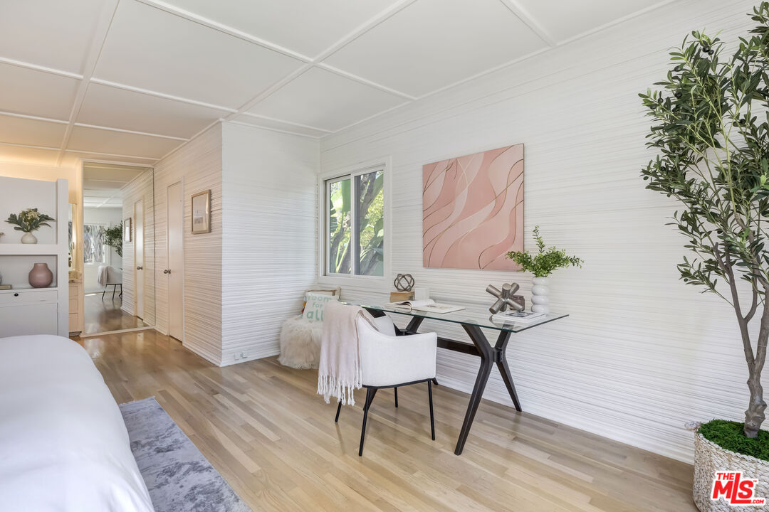 Property photo 37