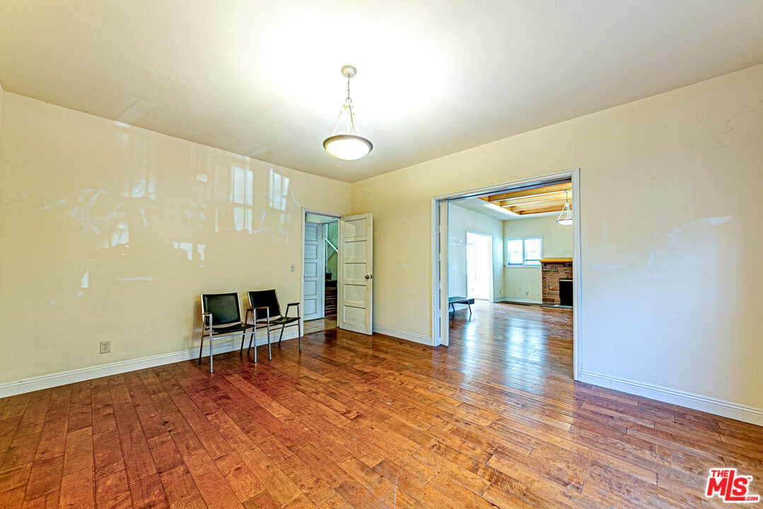 Property photo 34