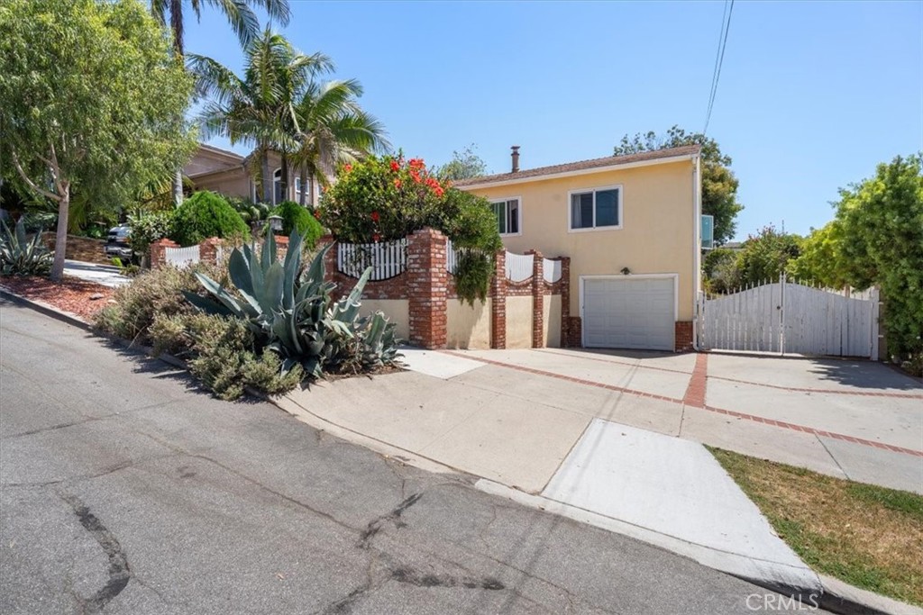 Property photo 36
