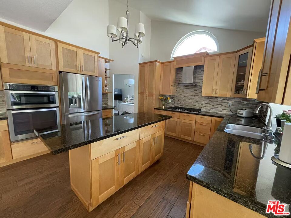 Property photo 28