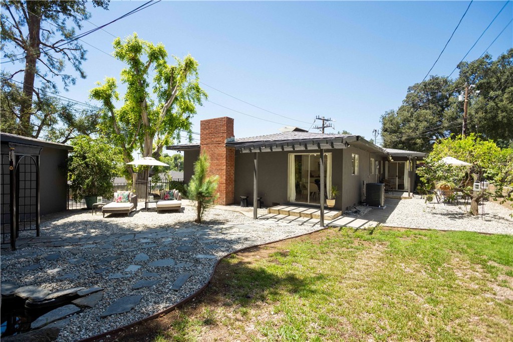 Property photo 38