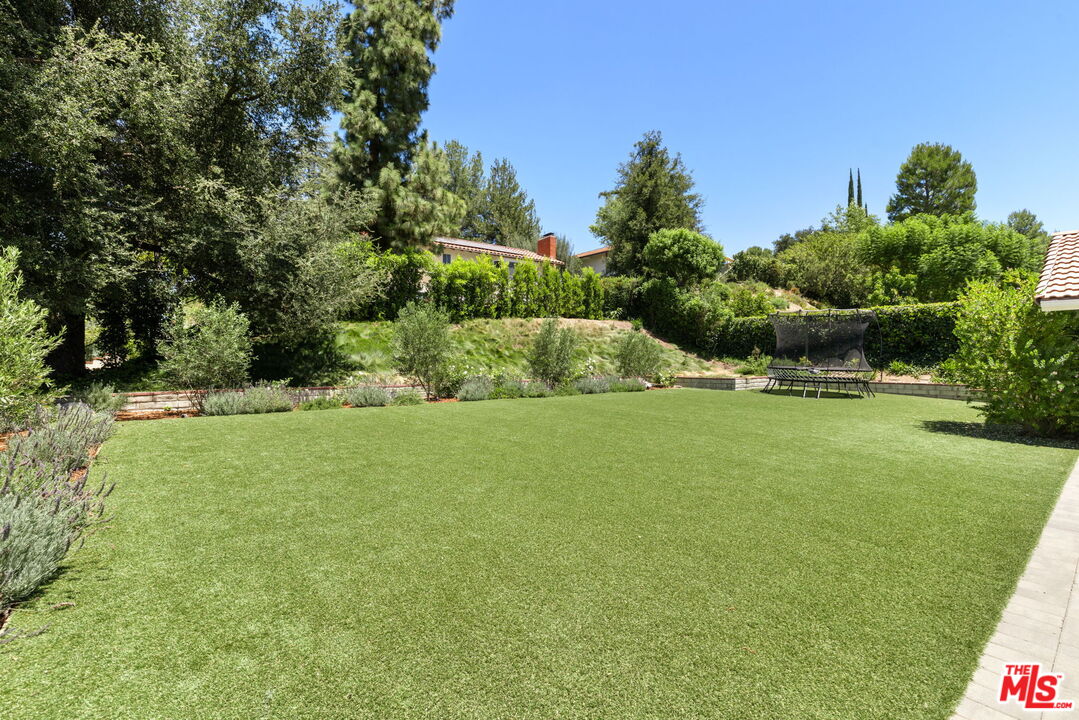 Property photo 31