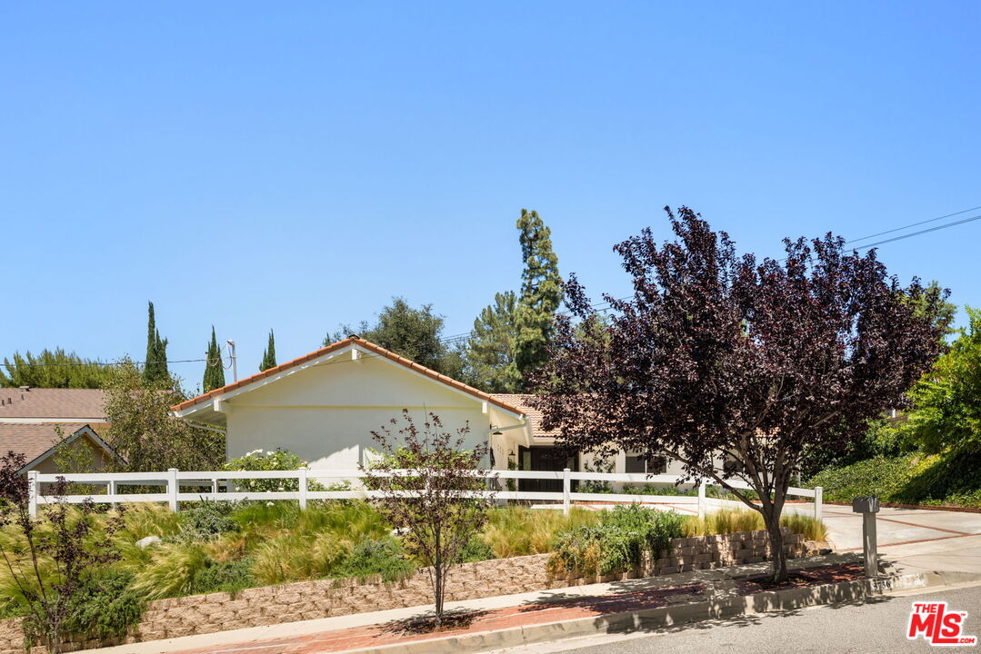 Property photo 37