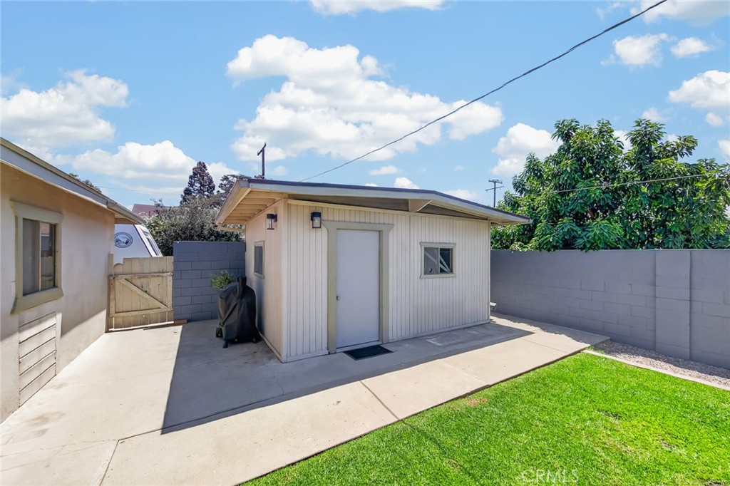 Property photo 35