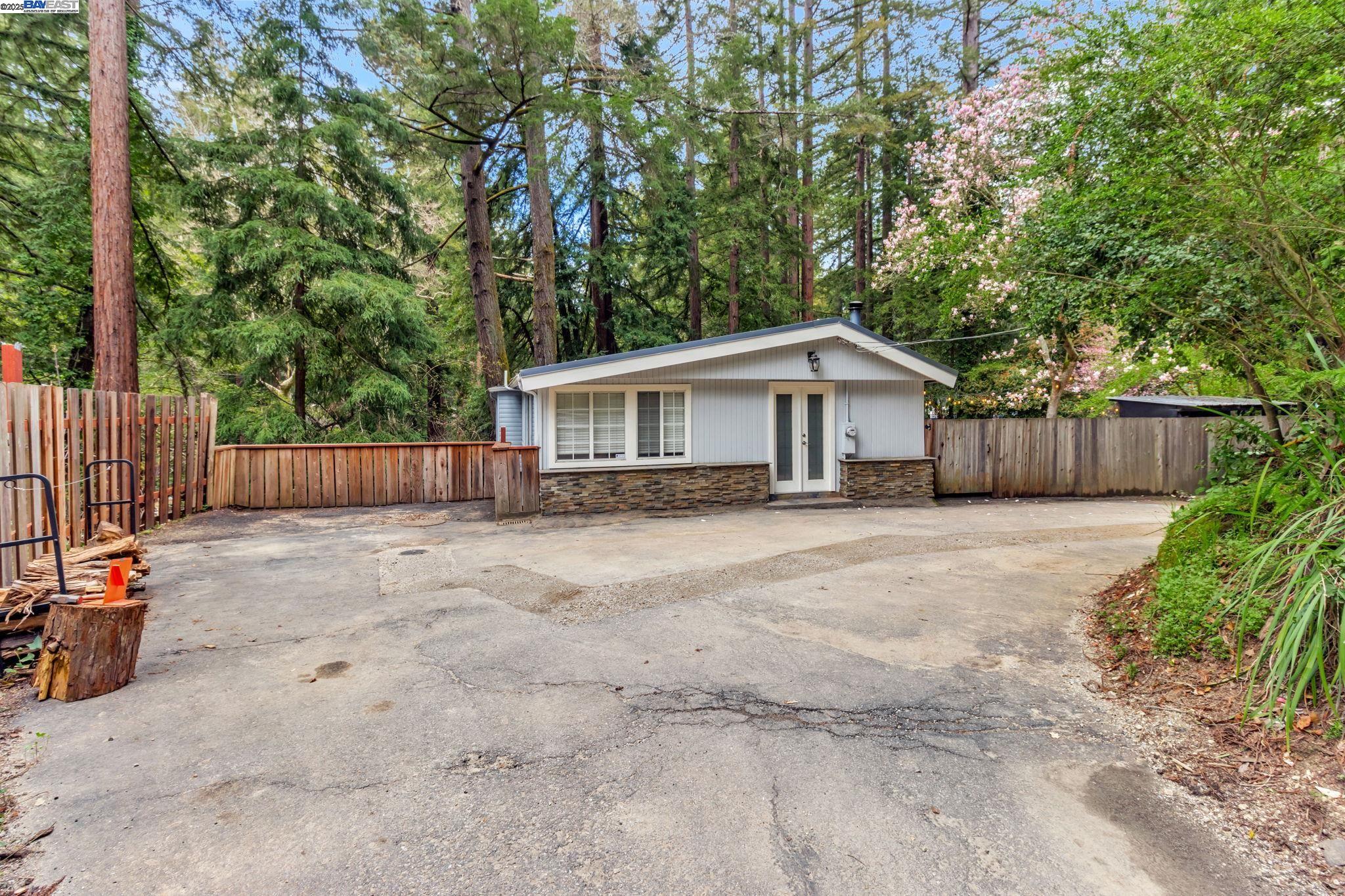 17835 Highway 9