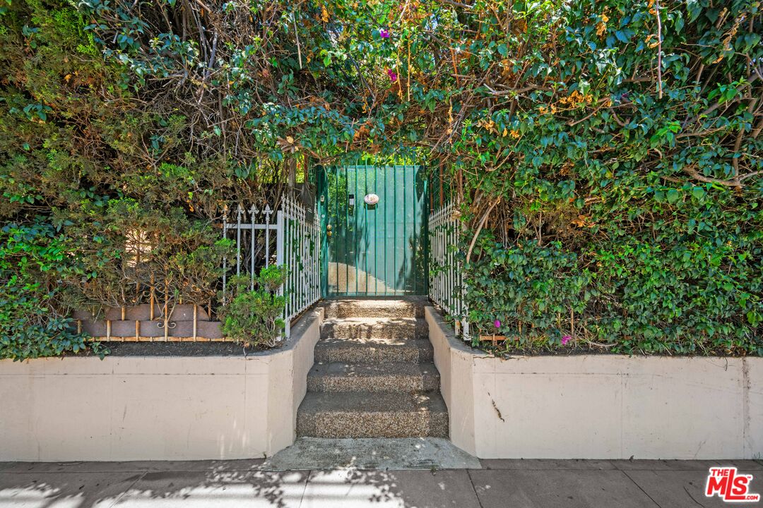 Property photo 37