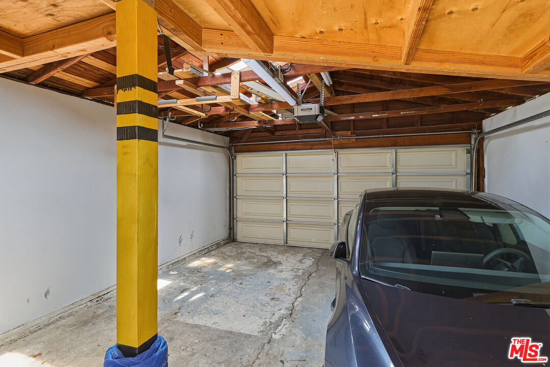 Property photo 35