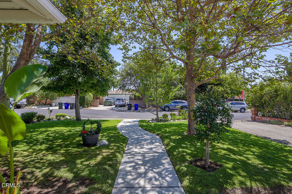 Property photo 35