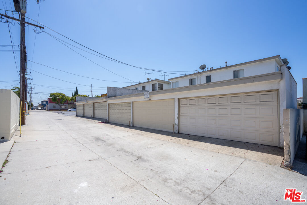 Property photo 31