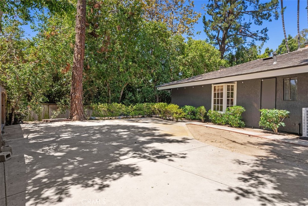 Property photo 43
