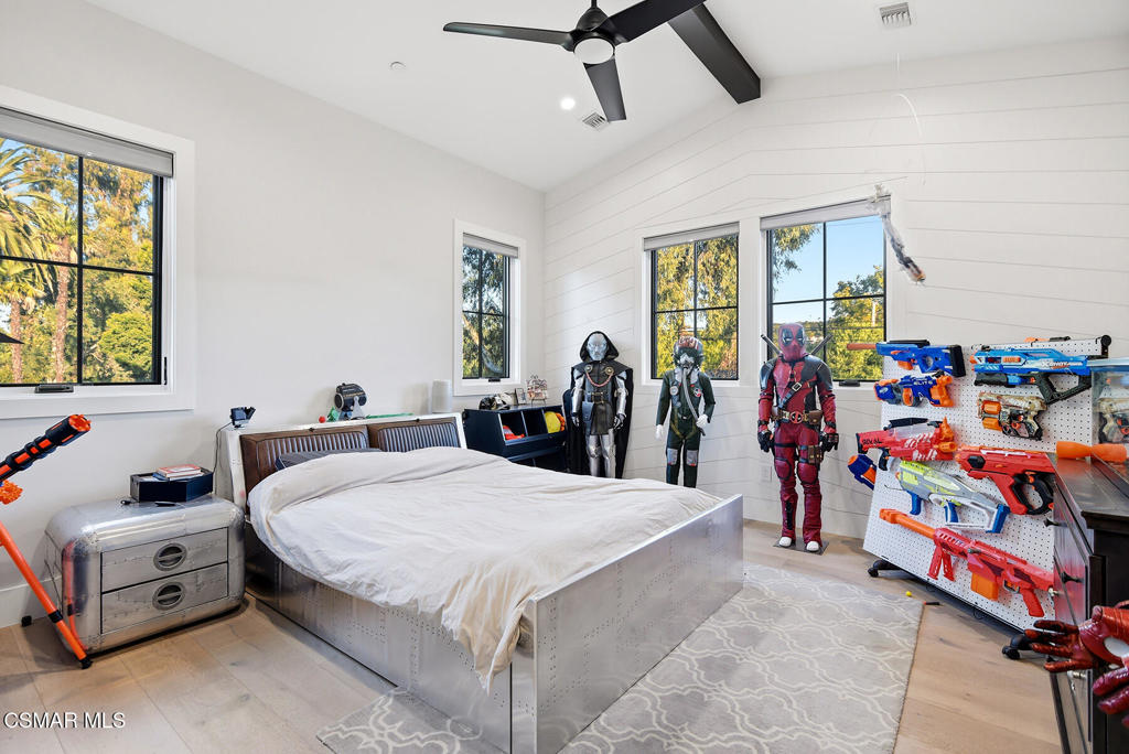 Property photo 28