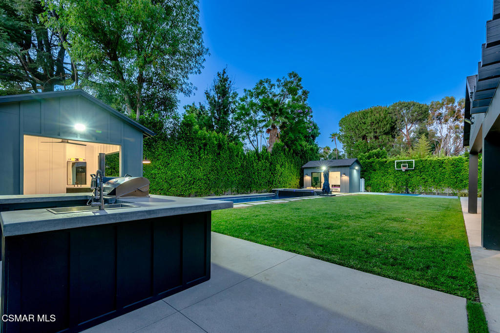 Property photo 31